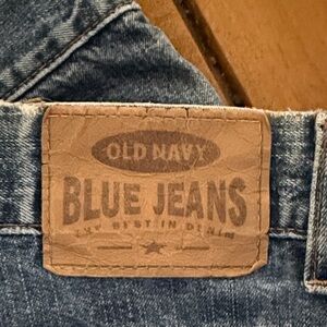 Old Navy Men's Denim Jeans in Medium Blue Wash